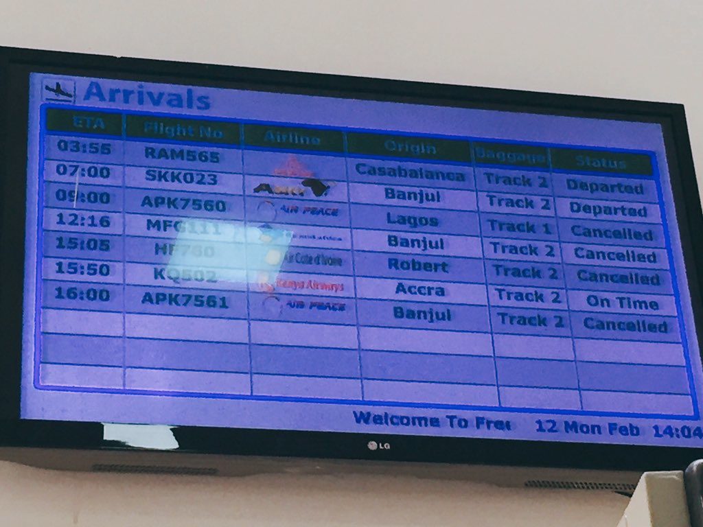 飛行機の時刻表