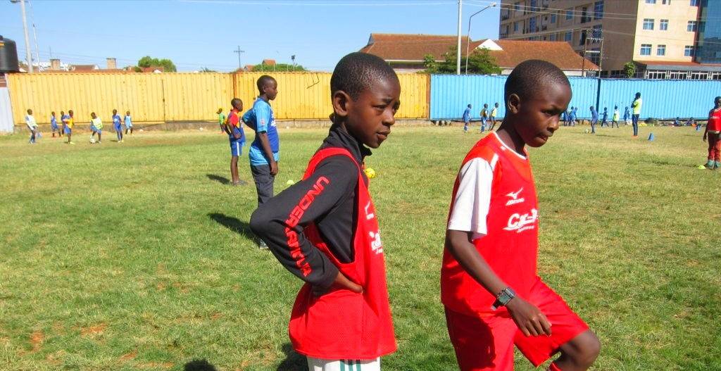 未来のスター発掘！？ケニアでサッカー「光る」子供のお話！