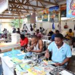 ティンガティンガの全て。伝説の画家が残した原色アートと後継者たち