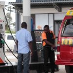 ジンバブエ 燃料価格が152％上昇